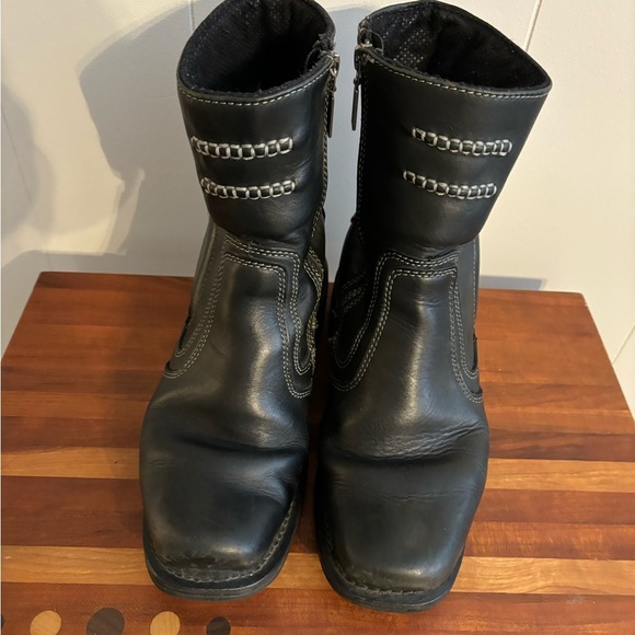 Milwaukee Shoes - MILWAUKEE BLACK LEATHER BOOTS  RIDING WOMENS 9